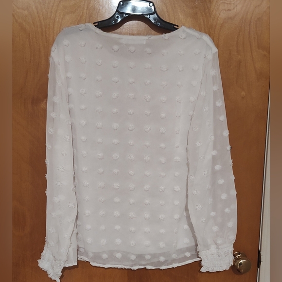 NWOT Belle Swiss Dot blouse - Picture 2 of 7